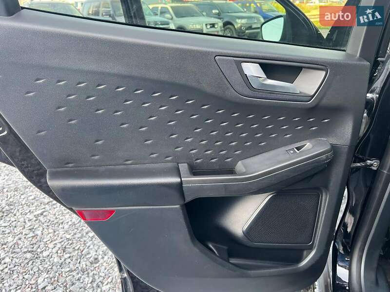 Внедорожник / Кроссовер Ford Escape 2020 в Львове