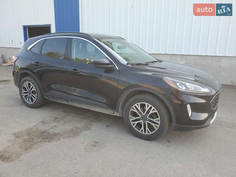 Внедорожник / Кроссовер Ford Escape 2020 в Львове