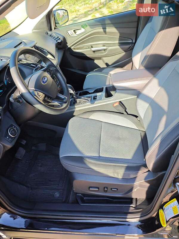 Позашляховик / Кросовер Ford Escape 2017 в Івано-Франківську фото 28 Позашляховик / Кросовер Ford Escape 2017 в Івано-Франківську