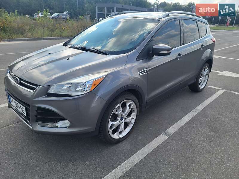 Внедорожник / Кроссовер Ford Escape 2014 в Ирпене