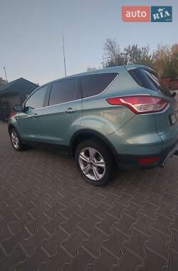 Внедорожник / Кроссовер Ford Escape 2013 в 