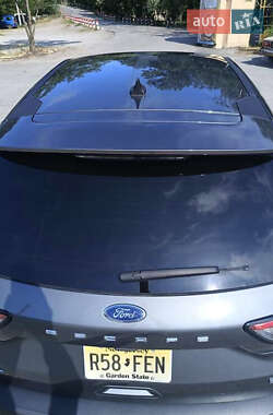 Внедорожник / Кроссовер Ford Escape 2022 в 