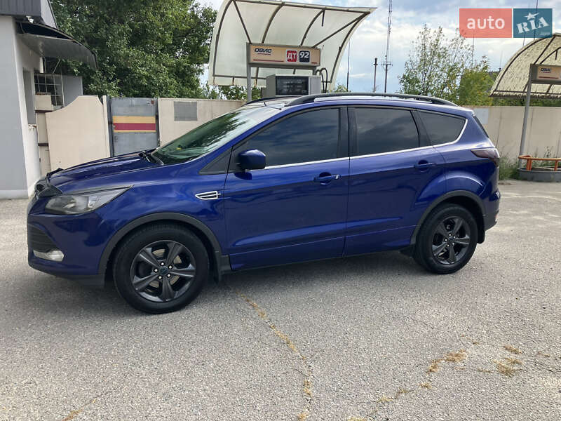 Внедорожник / Кроссовер Ford Escape 2013 в Харькове