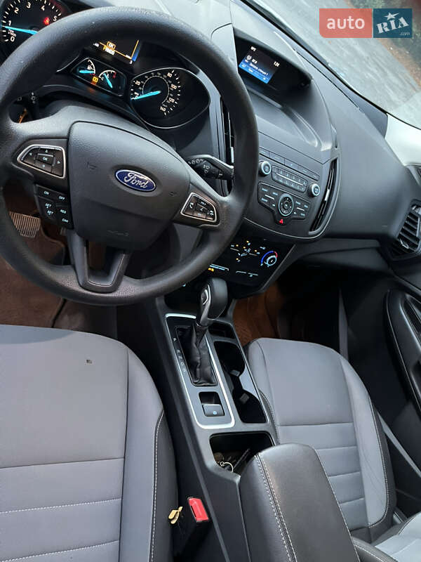 Внедорожник / Кроссовер Ford Escape 2019 в Шепетовке фото 11 Внедорожник / Кроссовер Ford Escape 2019 в Шепетовке