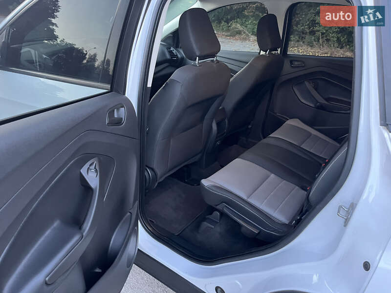 Внедорожник / Кроссовер Ford Escape 2019 в Шепетовке фото 14 Внедорожник / Кроссовер Ford Escape 2019 в Шепетовке