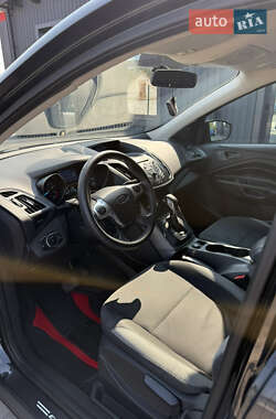 Внедорожник / Кроссовер Ford Escape 2013 в 