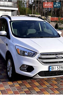 Позашляховик / Кросовер Ford Escape 2018 в Львові