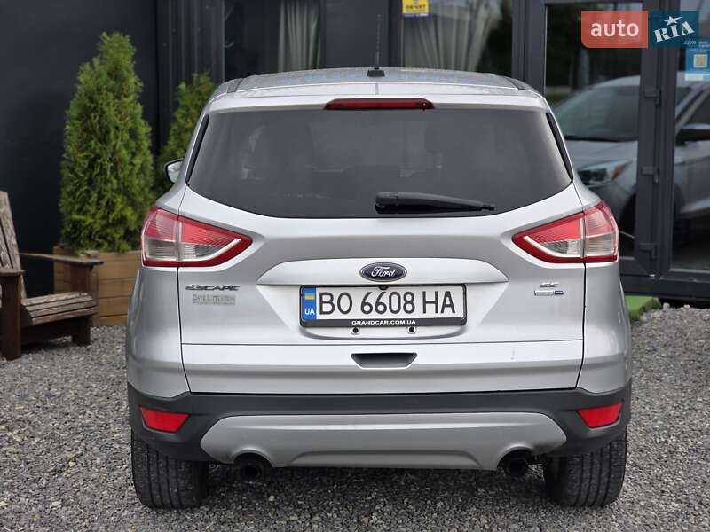 Внедорожник / Кроссовер Ford Escape 2015 в Тернополе