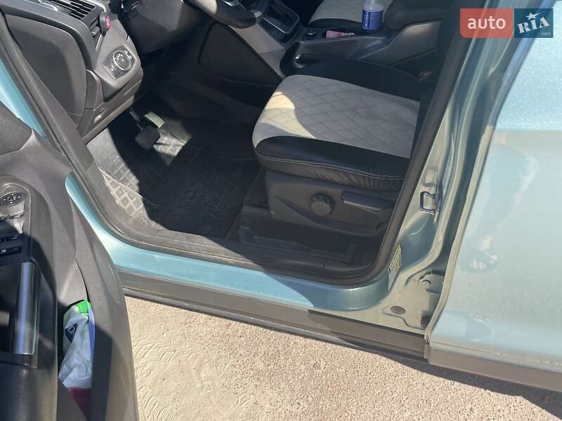 Внедорожник / Кроссовер Ford Escape 2013 в Чернигове фото 16 Внедорожник / Кроссовер Ford Escape 2013 в Чернигове