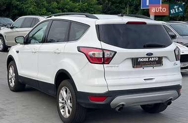 Внедорожник / Кроссовер Ford Escape 2018 в 