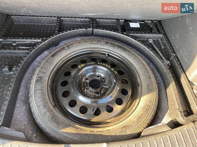 Внедорожник / Кроссовер Ford Escape 2019 в Виннице