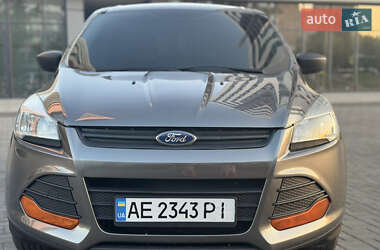 Внедорожник / Кроссовер Ford Escape 2015 в 