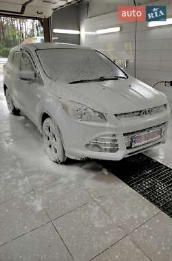 Позашляховик / Кросовер Ford Escape 2016 в Дубні