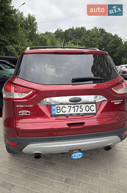 Внедорожник / Кроссовер Ford Escape 2014 в 