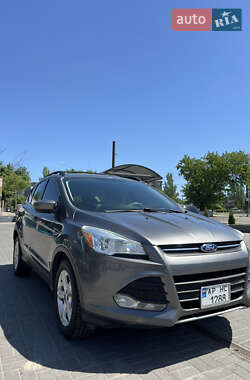 Внедорожник / Кроссовер Ford Escape 2012 в 