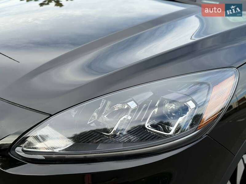 Внедорожник / Кроссовер Ford Escape 2022 в Киеве