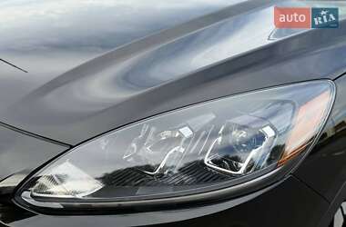Внедорожник / Кроссовер Ford Escape 2022 в 