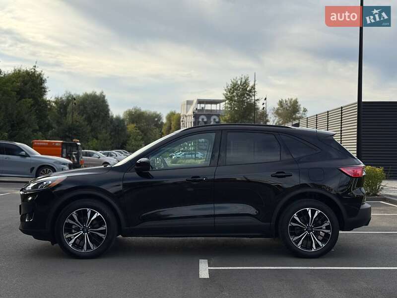 Внедорожник / Кроссовер Ford Escape 2022 в Киеве