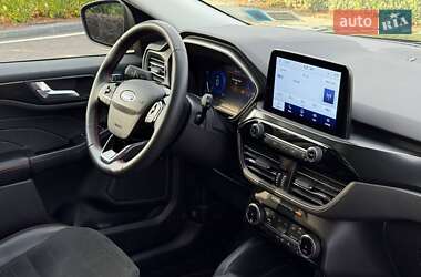 Внедорожник / Кроссовер Ford Escape 2022 в 