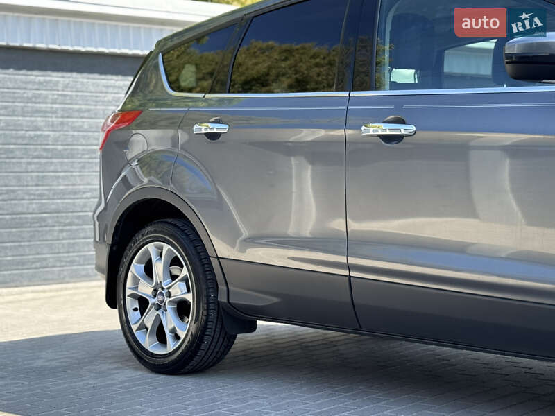 Внедорожник / Кроссовер Ford Escape 2013 в Тернополе