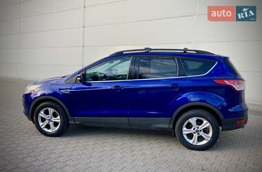 Внедорожник / Кроссовер Ford Escape 2012 в 