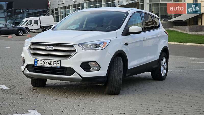 Внедорожник / Кроссовер Ford Escape 2019 в Тернополе фото 11 Внедорожник / Кроссовер Ford Escape 2019 в Тернополе