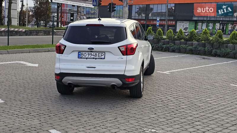 Внедорожник / Кроссовер Ford Escape 2019 в Тернополе фото 13 Внедорожник / Кроссовер Ford Escape 2019 в Тернополе