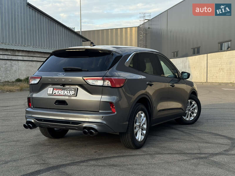 Внедорожник / Кроссовер Ford Escape 2021 в Киеве