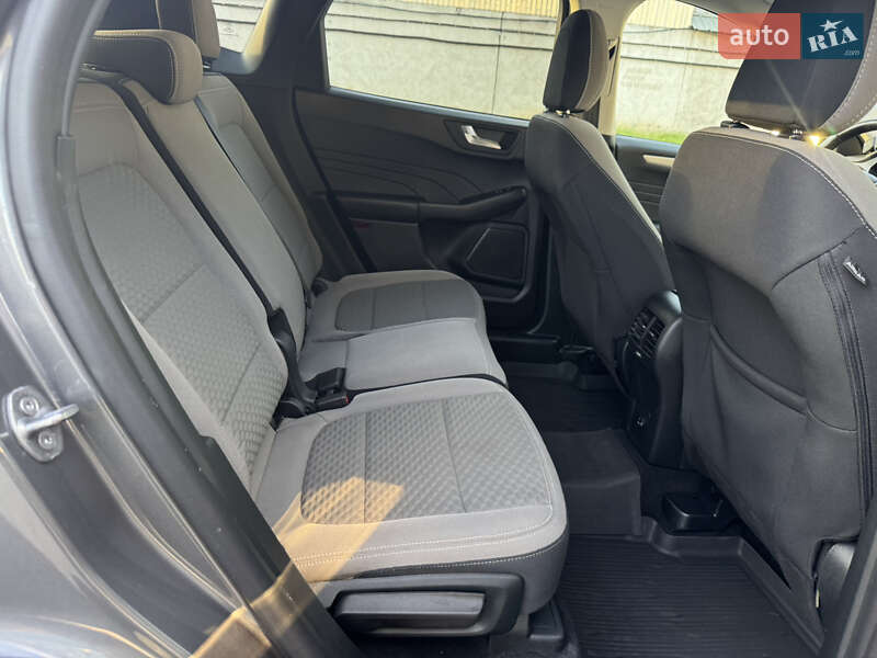 Внедорожник / Кроссовер Ford Escape 2021 в Киеве