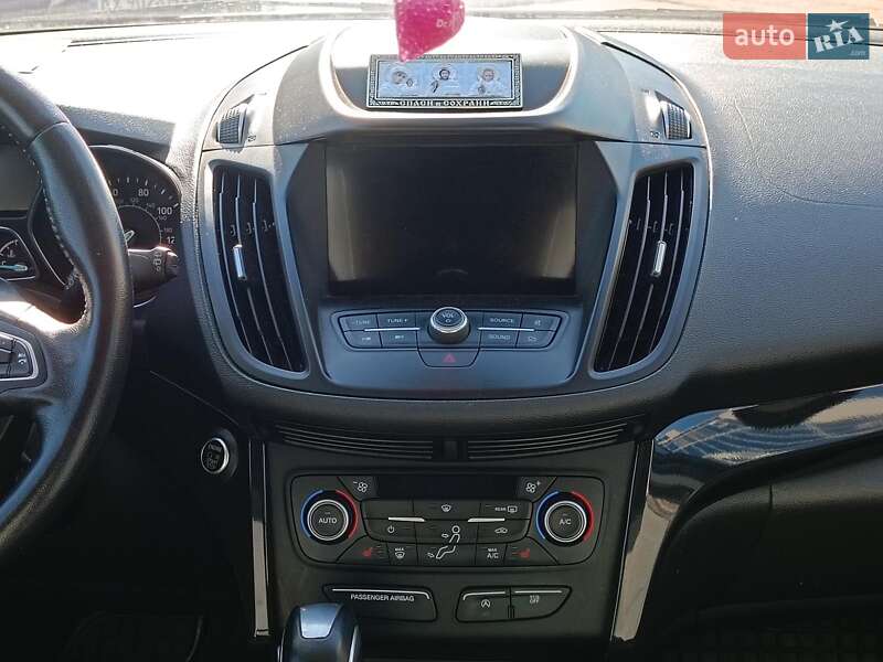 Внедорожник / Кроссовер Ford Escape 2019 в Харькове