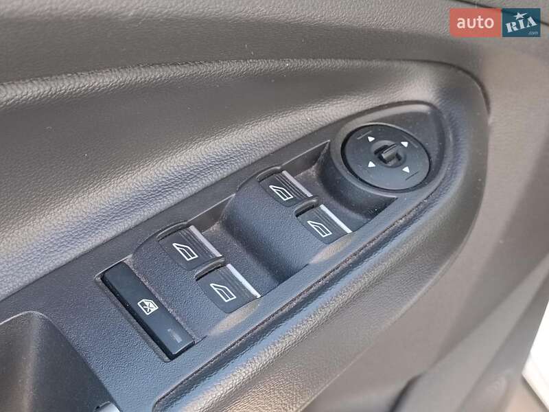 Внедорожник / Кроссовер Ford Escape 2019 в Харькове