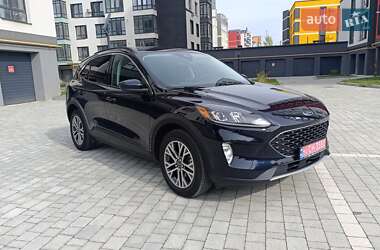 Позашляховик / Кросовер Ford Escape 2021 в Івано-Франківську