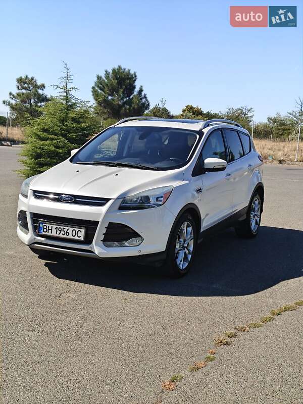 Внедорожник / Кроссовер Ford Escape 2015 в Одессе