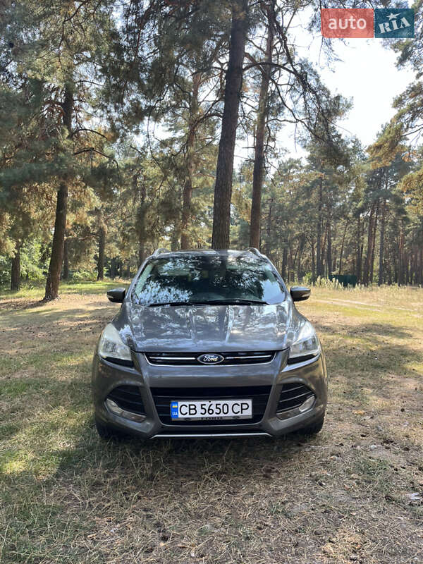 Внедорожник / Кроссовер Ford Escape 2014 в 