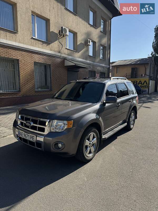 Внедорожник / Кроссовер Ford Escape 2011 в Днепре
