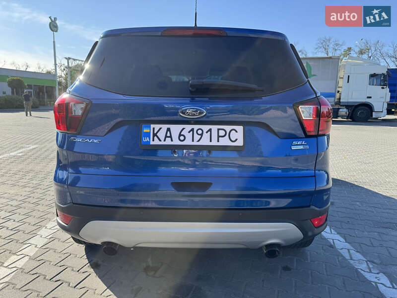 Внедорожник / Кроссовер Ford Escape 2019 в Киеве