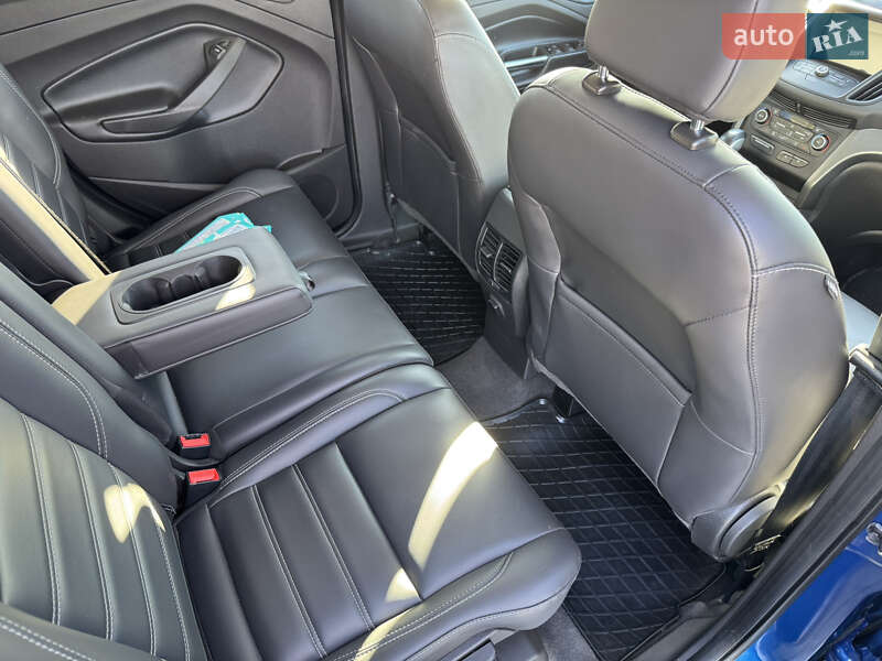 Внедорожник / Кроссовер Ford Escape 2019 в Киеве