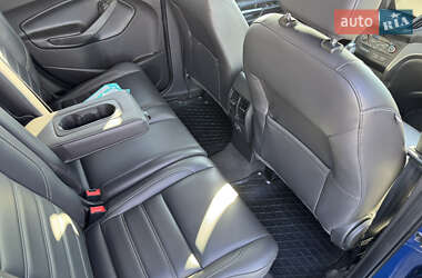 Внедорожник / Кроссовер Ford Escape 2019 в 