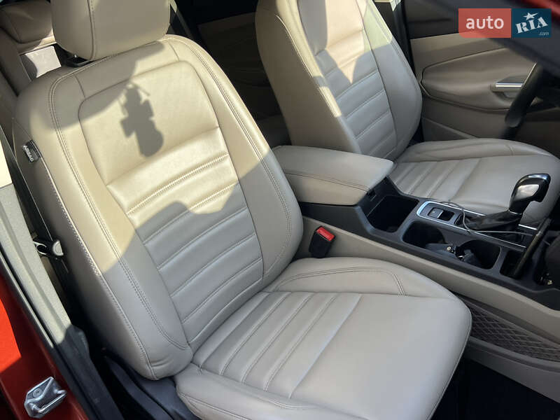 Внедорожник / Кроссовер Ford Escape 2018 в Одессе