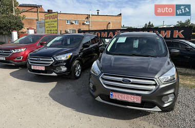 Позашляховик / Кросовер Ford Escape 2018 в 