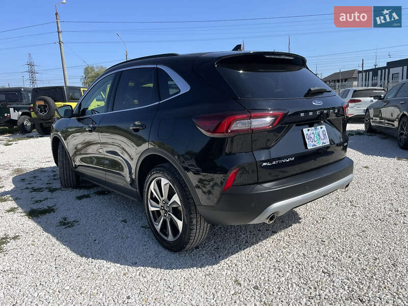 Внедорожник / Кроссовер Ford Escape 2023 в Киеве