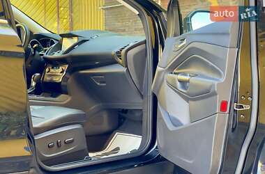 Внедорожник / Кроссовер Ford Escape 2017 в 
