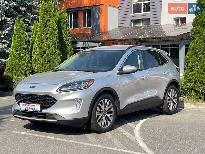 Позашляховик / Кросовер Ford Escape 2020 в Києві