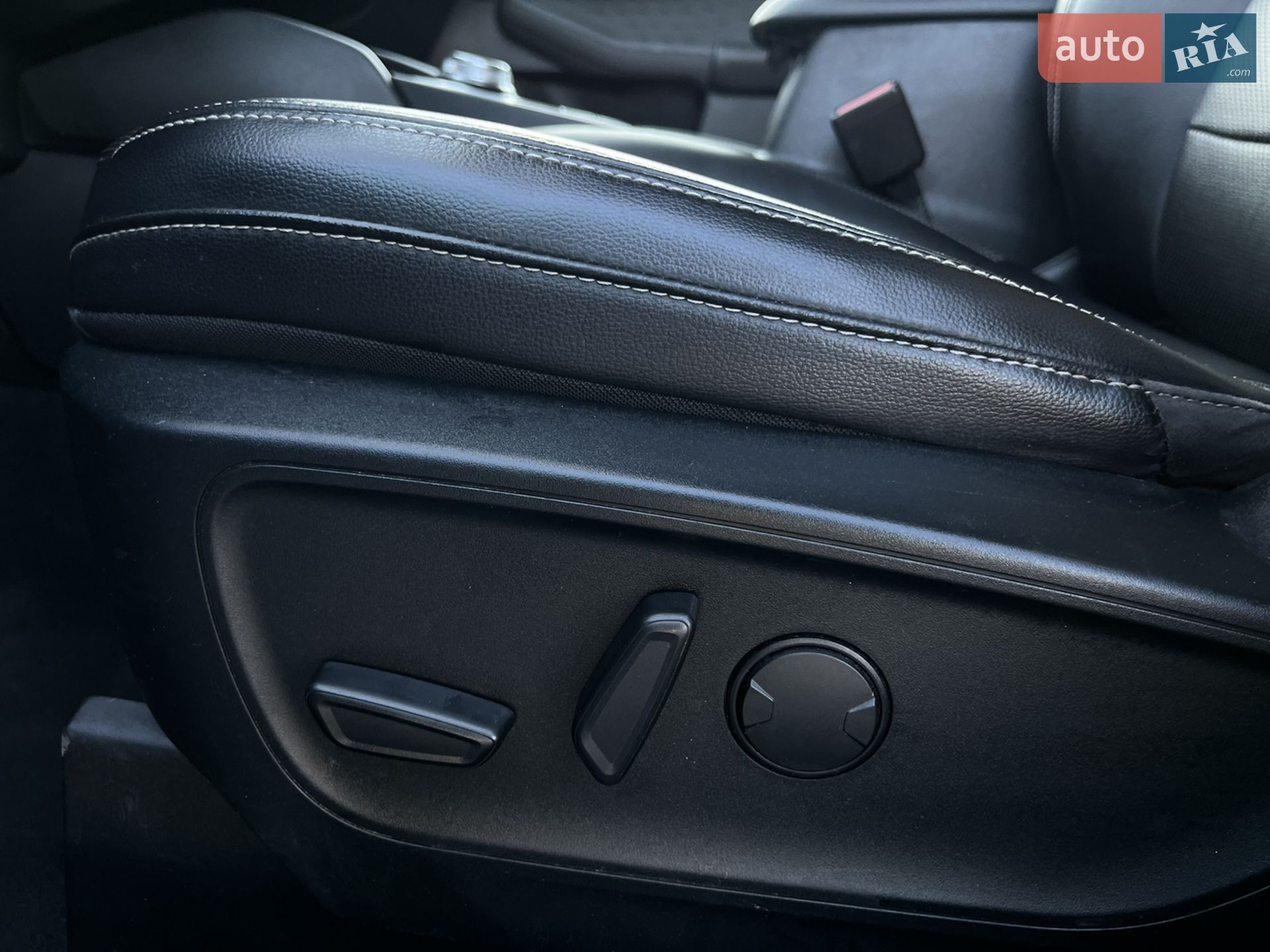 2019 Ford Escape - мініатюра 16