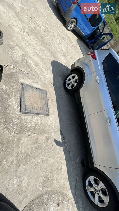 Внедорожник / Кроссовер Ford Escape 2013 в Черновцах фото 4 Внедорожник / Кроссовер Ford Escape 2013 в Черновцах