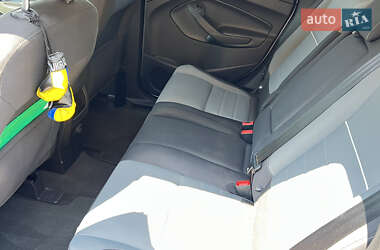 Внедорожник / Кроссовер Ford Escape 2013 в 
