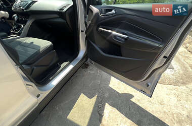 Внедорожник / Кроссовер Ford Escape 2013 в 