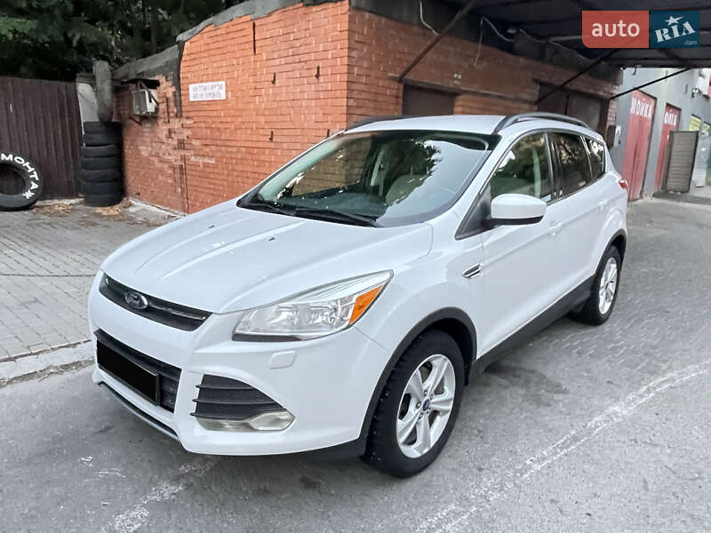 Внедорожник / Кроссовер Ford Escape 2014 в Днепре