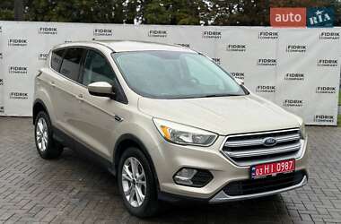 Внедорожник / Кроссовер Ford Escape 2017 в Луцке