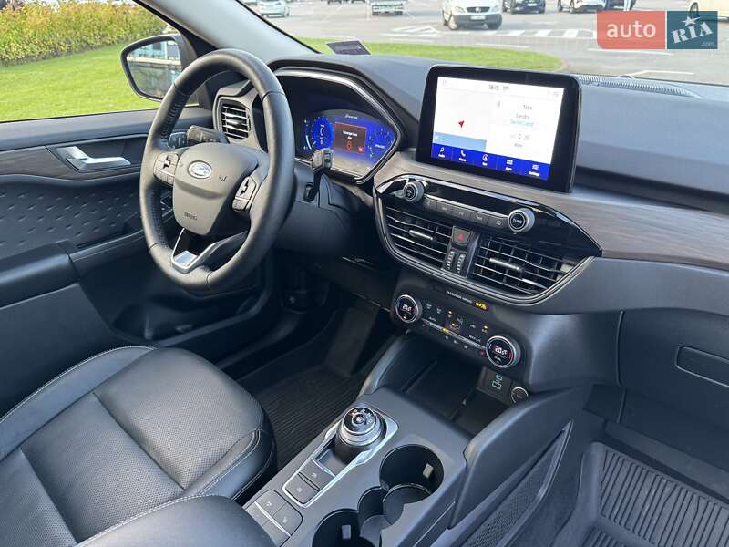 Внедорожник / Кроссовер Ford Escape 2020 в Киеве
